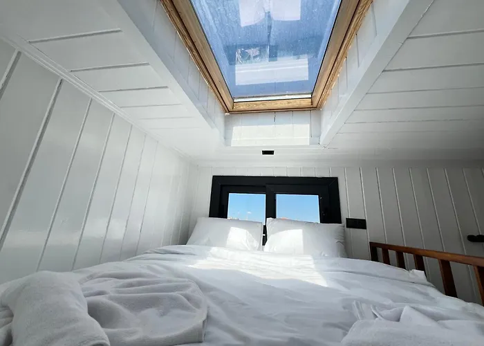 Aden Garden Отель *