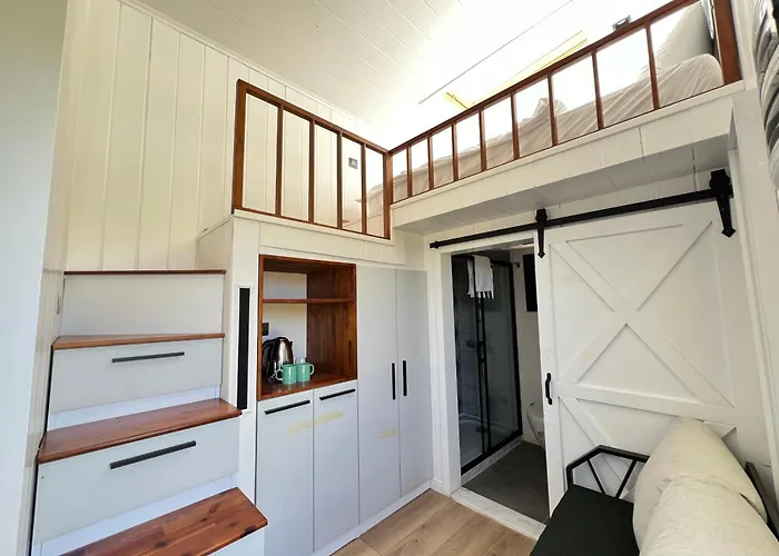 Aden Garden Отель *