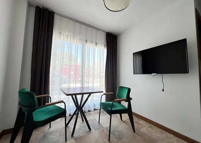 Aden Garden Отель *