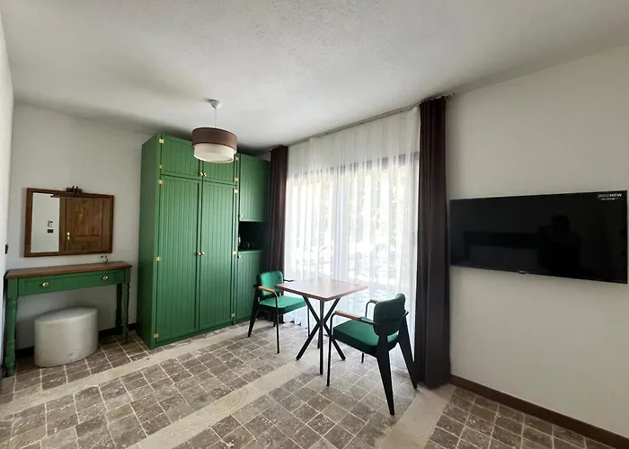 Aden Garden Отель