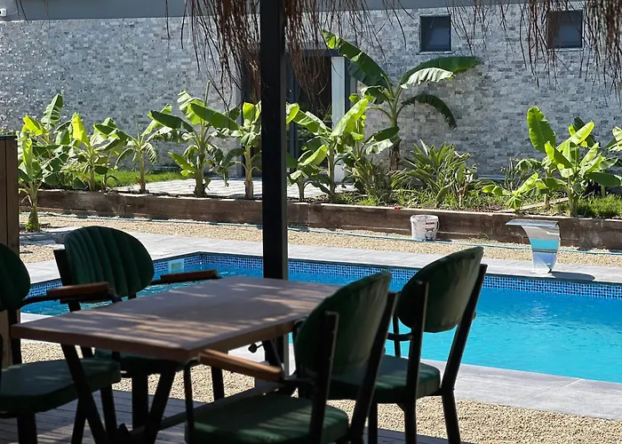 Aden Garden Отель