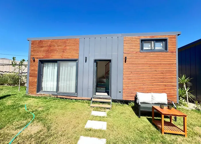 Отель Aden Garden Кешме